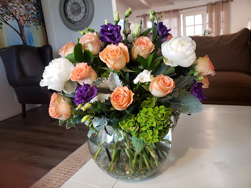 Florist «Rambling Rose Florist», reviews and photos, 22428 Gilmore St, West Hills, CA 91307, USA