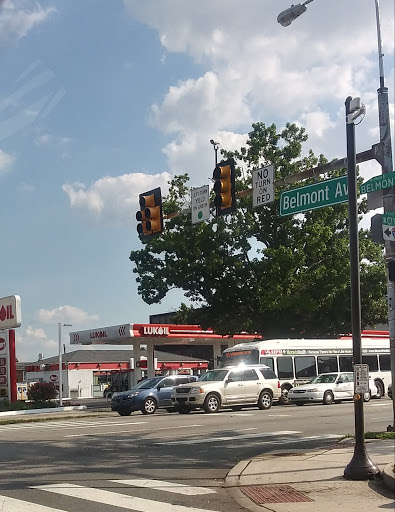 Shopping Mall «Bala Cynwyd Shopping Center», reviews and photos, 59 E City Ave, Bala Cynwyd, PA 19004, USA