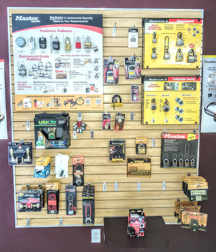 Locksmith «Metro Lock & Security», reviews and photos, 6000 Old Collinsville Rd, Fairview Heights, IL 62208, USA