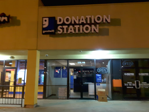 Clothing Store «Goodwill Store and Donation Station», reviews and photos