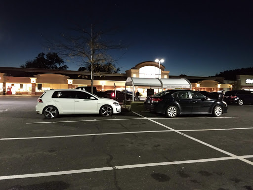 Supermarket «Big Y», reviews and photos, 700 S Main St #2, Great Barrington, MA 01230, USA