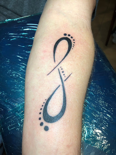 Tattoo Shop «Cross Roads Tattoo and Piercing», reviews and photos, 2070 Texas Ave, Bridge City, TX 77611, USA