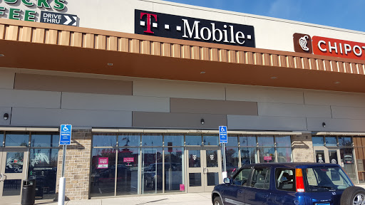 Cell Phone Store «T-Mobile», reviews and photos, 265 E Main St, Bridgeport, CT 06608, USA