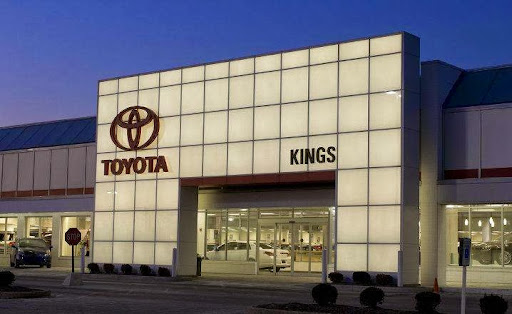 Kings Toyota New Car Showroom image 1