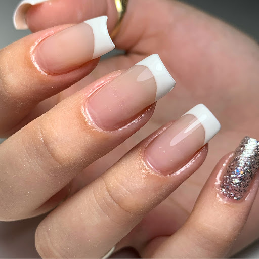 Logo da empresa - Studio Fada das unhas