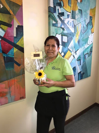 House Cleaning Service «Helping Hands Cleaning Services», reviews and photos, 381 N York St #12, Elmhurst, IL 60126, USA