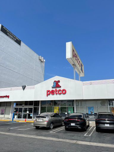 Petco Animal Supplies, 5850 Sepulveda Blvd, Van Nuys, CA 91411, USA, 