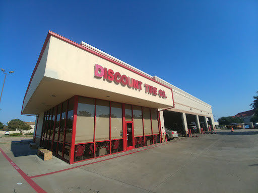 Discount Tire Store - Rockwall, TX, 693 I-30 Frontage Rd, Rockwall, TX 75087, USA, 