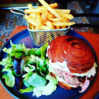 Hamburger du Restaurant TY Louis à Paris - n°1