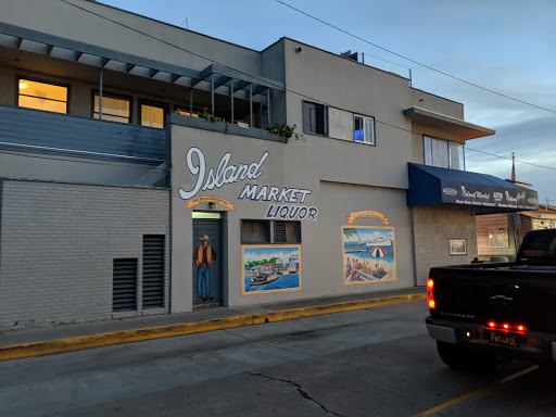 Grocery Store «Island Market», reviews and photos, 500 S Bay Front # A, Newport Beach, CA 92662, USA