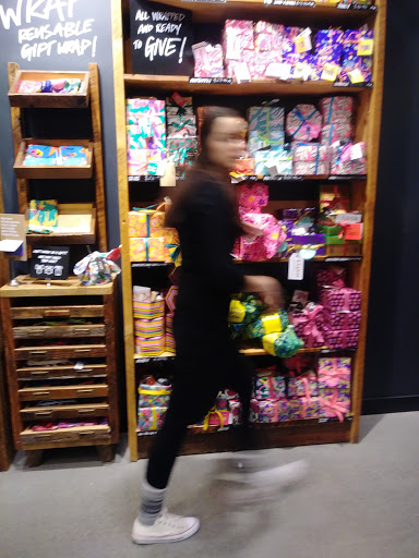 Cosmetics Store «Lush Cosmetics», reviews and photos, 1151 Galleria Blvd, Roseville, CA 95678, USA