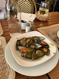 Huîtres Rockefeller du Restaurant de spécialités à base de poisson-pêcheur Au Doyen à Marseille4:00PM - n°2