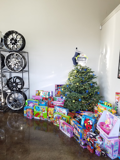 Tire Shop «Ace Auto Repair & Tire Pros», reviews and photos, 8035 15th Ave NE, Seattle, WA 98115, USA