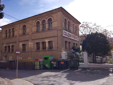 Colegio Público Maestros Arroquia Martínez C. Sanabria, 1, 23500 Jódar, Jaén, España