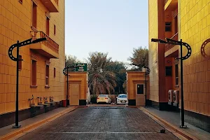Mojamà Khadem Ashareeàa Housing Trading image