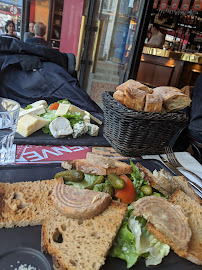 Charcuterie du Restaurant de spécialités du sud-ouest de la France Chez Papa à Paris - n°8