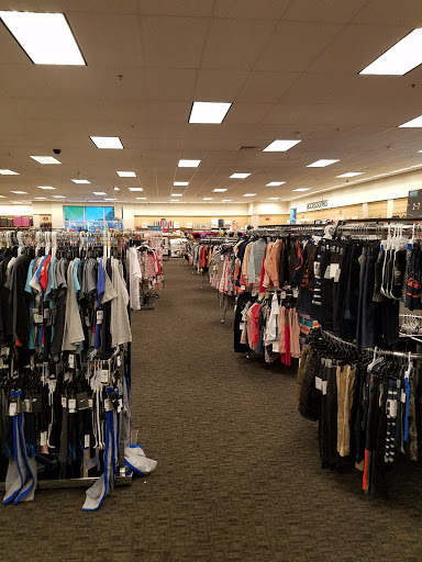 Department Store «Nordstrom Rack in Tampa», reviews and photos, 1702 N Dale Mabry Hwy, Tampa, FL 33607, USA