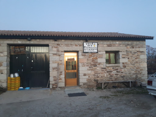 Quesería Artesanal Santo Mamés en San Mamés