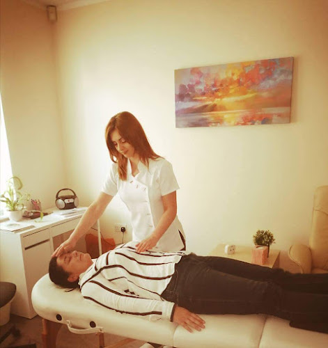 Reviews of Reiki & Acupuncture with Mira in Manchester - Massage therapist
