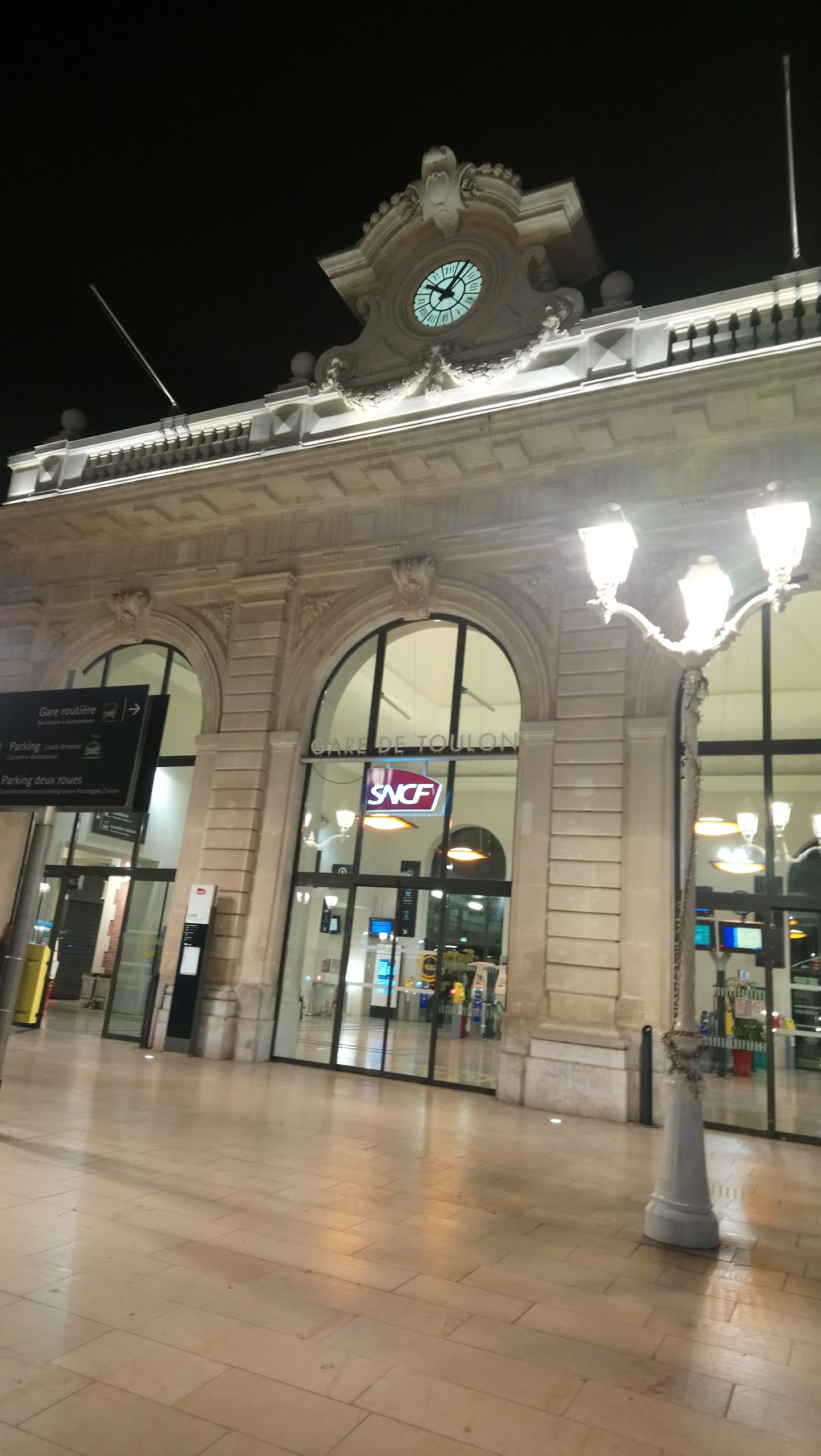 Photo n° 20 de l'avis de arabe.a fait le 12/10/2017 à 20:09