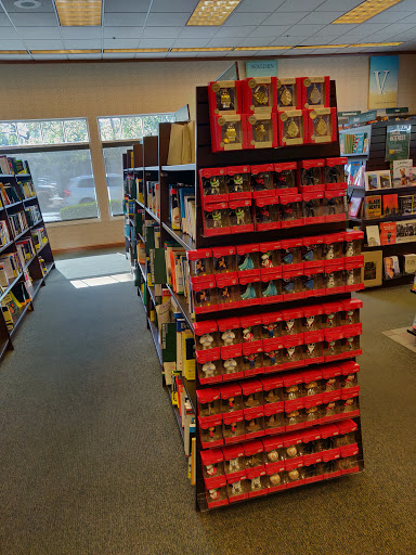 Book Store «Barnes & Noble», reviews and photos, 1091 El Camino Real, Redwood City, CA 94063, USA