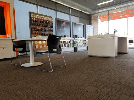 Cell Phone Store «AT&T Authorized Retailer», reviews and photos, 1435 W Lake St, Addison, IL 60101, USA
