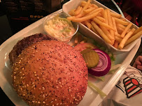 Hamburger du Restaurant américain Indiana Café - Bercy Village à Paris - n°9