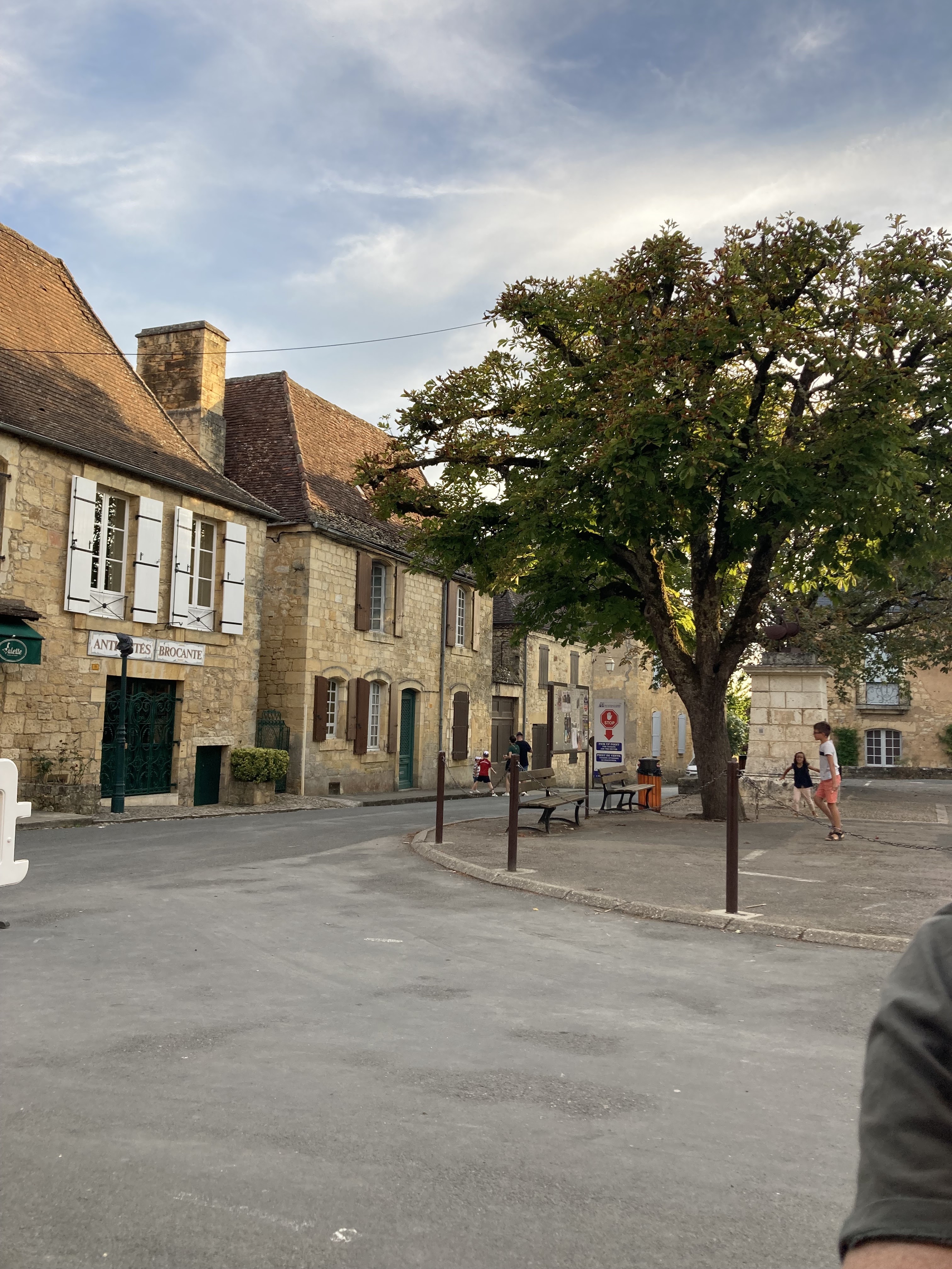 Photo n° 4 de l'avis de Mags.i fait le 19/08/2023 à 18:05