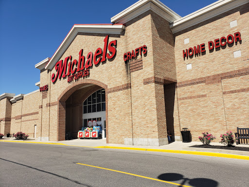 Michaels, 9051 Columbus Pike, Lewis Center, OH 43035, USA, 