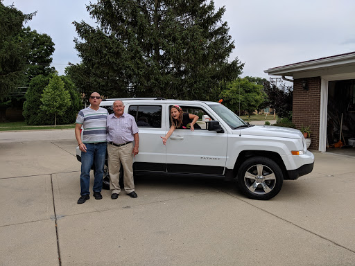 Used Car Dealer «Simotes Motor Sales & Service», reviews and photos, 300 Ridge Rd, Minooka, IL 60447, USA