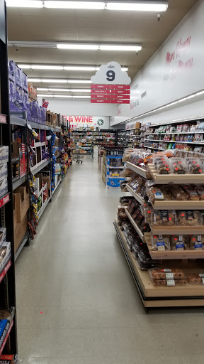 Grocery Store «Grocery Outlet Bargain Market», reviews and photos, 15705 SW 116th Ave, King City, OR 97224, USA