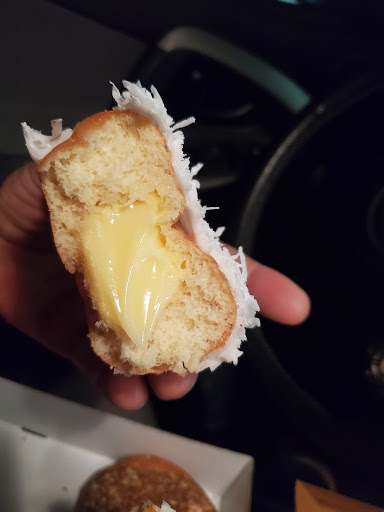 Donut Shop «Maple Donuts», reviews and photos, 50 Robinhood Dr, Goldsboro, PA 17319, USA
