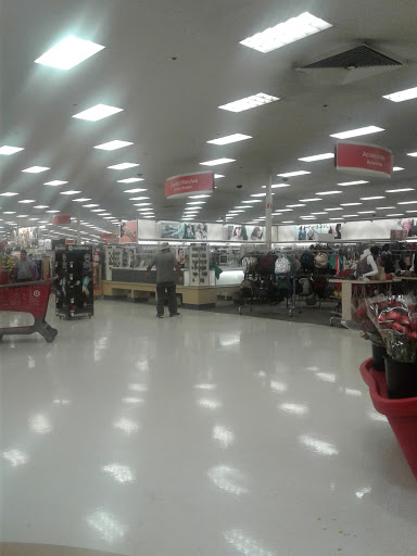 Department Store «Target», reviews and photos, 3900 Sisk Rd, Modesto, CA 95356, USA