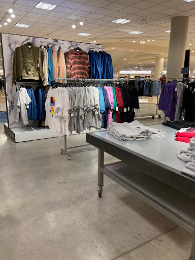 Department Store «Nordstrom Easton Town Center», reviews and photos, 4000 Worth Ave, Columbus, OH 43219, USA