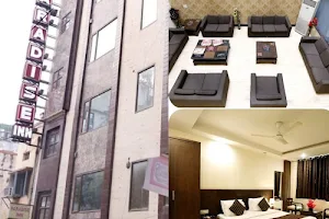 Hotels in karol bagh image