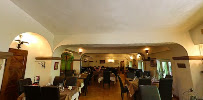 Atmosphère du Restaurant Moulin de la Sambuc à Saint-Zacharie - n°16