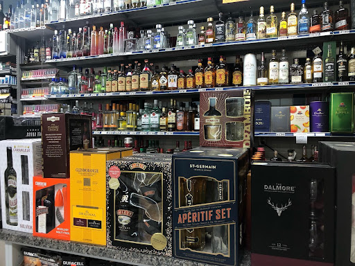 Liquor Store «Store 59 BP Liquor and Wine», reviews and photos, 8100 Hall Rd, Utica, MI 48317, USA
