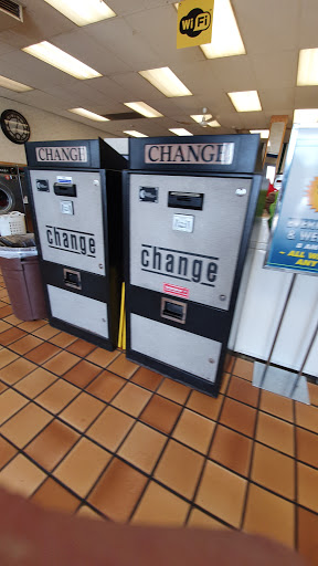 Laundromat «Mac Arthur Road Coin Laundry», reviews and photos, 2191 MacArthur Rd, Whitehall, PA 18052, USA