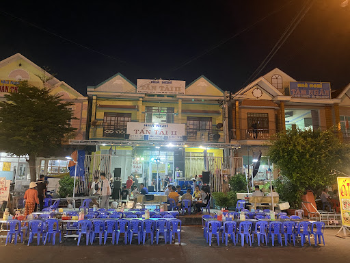 Nhà nghỉ tấn tài 2