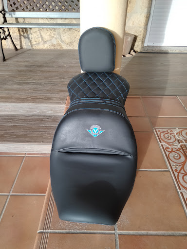 TOLDOS Y TAPICERIA LEBRON – (Almayate)