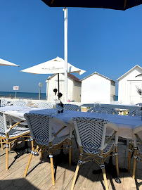 Atmosphère du Restaurant AU PÈRE TRANQUILLE à Bernières-sur-Mer - n°18
