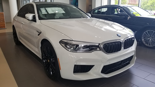 Used Car Dealer «Fields BMW Northfield», reviews and photos, 700 West Frontage Road, Northfield, IL 60093, USA