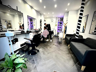 Heema Barber à Paris