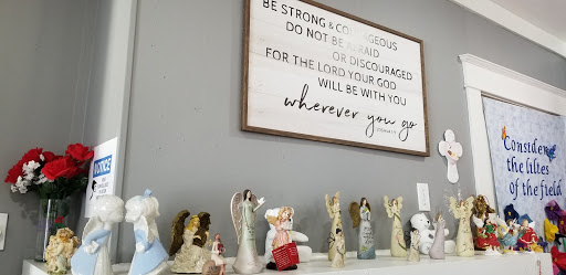 Christian Book Store «Pamz Glorified Gifts & Christian Book Store», reviews and photos, 248 W Hall Ave, Slidell, LA 70460, USA