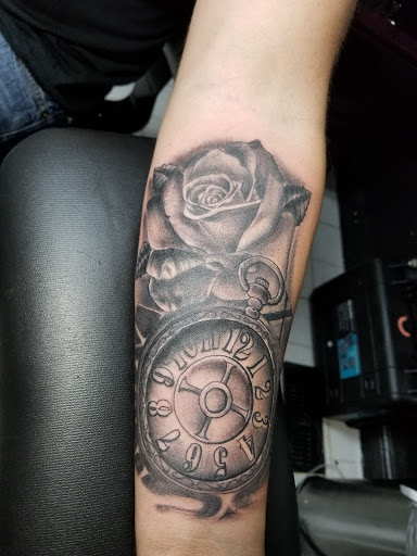 Tattoo Shop «Dragon Rojo Tattoos», reviews and photos, 4627 Buford Dr, Atlanta, GA 30341, USA