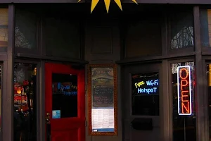Pazzo's on Eastlake Restaurant and Bar image