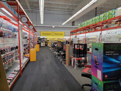 Office Supply Store «Staples», reviews and photos, 1270 N Wickham Rd #13, Melbourne, FL 32935, USA