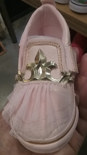 Shoe Store «Vans», reviews and photos, 9736 W Northern Ave, Peoria, AZ 85345, USA