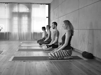 Somatic Yoga mit Robert Winter