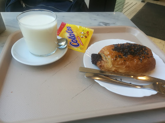 Plats et boissons hôtels Hostal Retiro 28009 Madrid